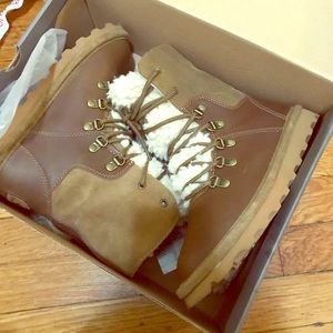 Bearpaw winter boots